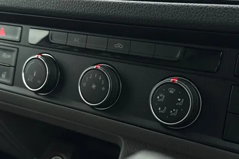 DG23LFT Volkswagen California 2.0 TDI 600 5dr Tip Auto [3.5T] Thumbnail #23