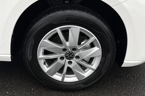 HG74NXA Volkswagen Caddy 2.0 TDI 102PS Commerce Pro Van [Tech Pack] Thumbnail #24