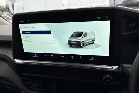 MF25HYT Volkswagen Transporter 2.0 TDI 110 Commerce Plus Van Thumbnail #37