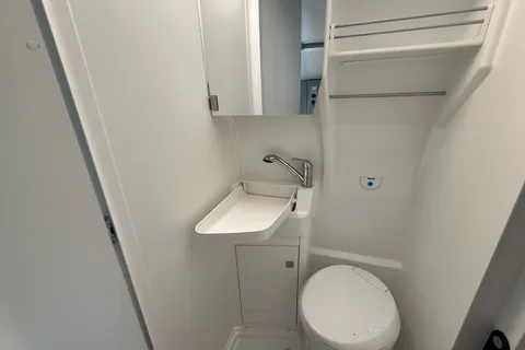 DG23LFT Volkswagen California 2.0 TDI 600 5dr Tip Auto [3.5T] Thumbnail #39