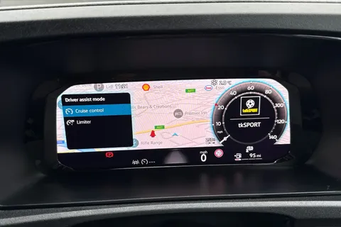 HG74NXA Volkswagen Caddy 2.0 TDI 102PS Commerce Pro Van [Tech Pack] Thumbnail #37