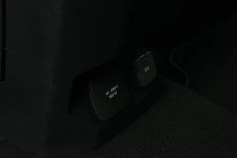 KV73AWZ Volkswagen Amarok 2.0TDI 205PS Style 4MOTION Auto Thumbnail #49