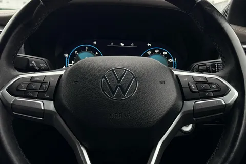 KV73AWZ Volkswagen Amarok 2.0TDI 205PS Style 4MOTION Auto Thumbnail #56