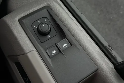 DG23LFT Volkswagen California 2.0 TDI 600 5dr Tip Auto [3.5T] Thumbnail #56