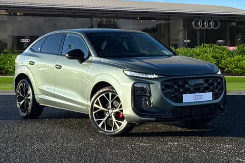  Audi Q3 1.5 TFSI Edition 1 Sportback S Tronic Euro 6 (s/s) 5dr Thumbnail #2