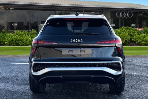  Audi Q3 2.0 TDI S line S Tronic Euro 6 (s/s) 5dr Thumbnail #5