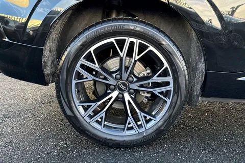  Audi Q3 2.0 TDI S line S Tronic Euro 6 (s/s) 5dr Thumbnail #12