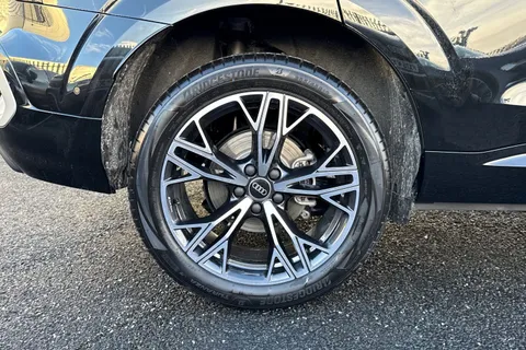  Audi Q3 2.0 TDI S line S Tronic Euro 6 (s/s) 5dr Thumbnail #13