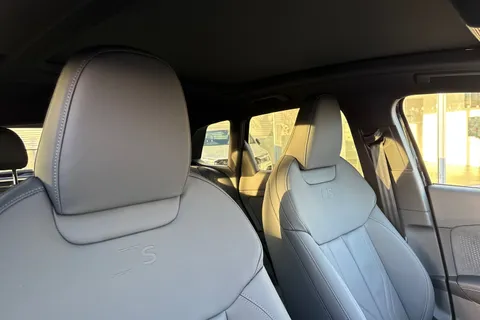  Audi Q3 2.0 TDI S line S Tronic Euro 6 (s/s) 5dr Thumbnail #24