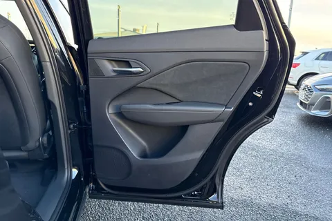  Audi Q3 2.0 TDI S line S Tronic Euro 6 (s/s) 5dr Thumbnail #42