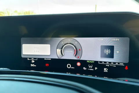  Audi Q3 2.0 TDI S line S Tronic Euro 6 (s/s) 5dr Thumbnail #51