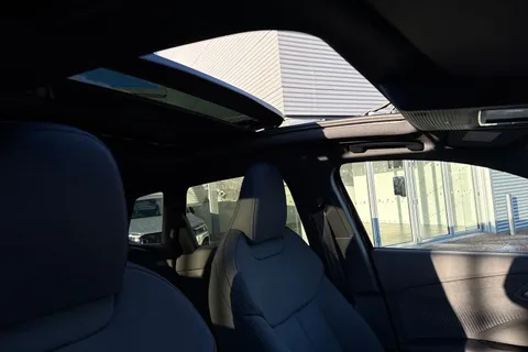  Audi Q3 2.0 TDI S line S Tronic Euro 6 (s/s) 5dr Thumbnail #54