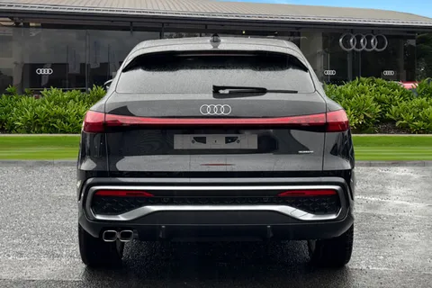  Audi Q5 2.0 TDI S line Sportback S Tronic quattro Euro 6 (s/s) 5dr Thumbnail #5