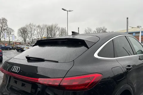  Audi Q5 2.0 TDI S line Sportback S Tronic quattro Euro 6 (s/s) 5dr Thumbnail #32