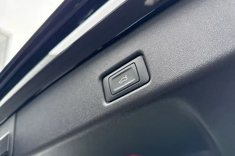  Audi Q5 2.0 TDI S line Sportback S Tronic quattro Euro 6 (s/s) 5dr Thumbnail #37