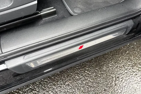  Audi Q5 2.0 TDI S line Sportback S Tronic quattro Euro 6 (s/s) 5dr Thumbnail #44