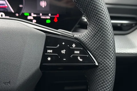  Audi Q5 2.0 TDI S line Sportback S Tronic quattro Euro 6 (s/s) 5dr Thumbnail #49