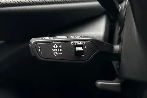  Audi Q5 2.0 TDI S line Sportback S Tronic quattro Euro 6 (s/s) 5dr Thumbnail #51