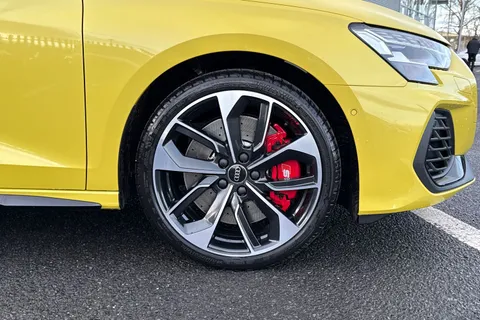  Audi S3 2.0 TFSI Black Edition Sportback S Tronic quattro Euro 6 (s/s) 5dr Thumbnail #10