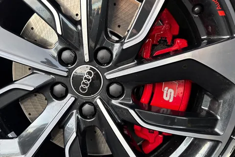  Audi S3 2.0 TFSI Black Edition Sportback S Tronic quattro Euro 6 (s/s) 5dr Thumbnail #26