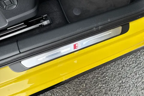  Audi S3 2.0 TFSI Black Edition Sportback S Tronic quattro Euro 6 (s/s) 5dr Thumbnail #45