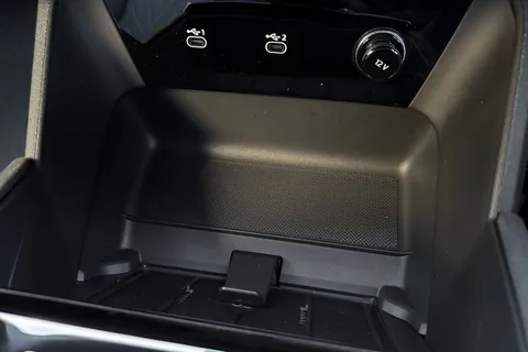  Audi Q6 E-Tron 100kWh Performance Edition 1 Auto 5dr Thumbnail #60