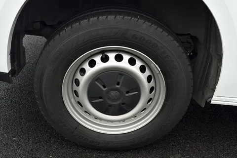 MF25JHL Volkswagen Transporter 2.0 TDI 150 Commerce Plus Van Thumbnail #24