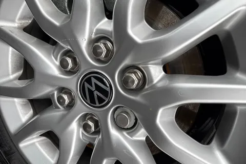 MF75FDM Volkswagen Transporter 2.0 TDI 110 Commerce Pro Van Thumbnail #26