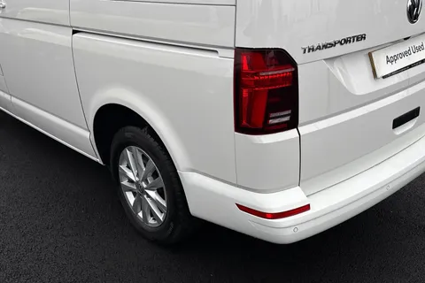 MA24FVL Volkswagen Transporter 2.0TDI 150ps T28 Highline BMT SWB * Alloy Wheels - Heated Screen * Thumbnail #16