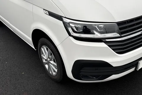 MA24FVL Volkswagen Transporter 2.0TDI 150ps T28 Highline BMT SWB * Alloy Wheels - Heated Screen * Thumbnail #17