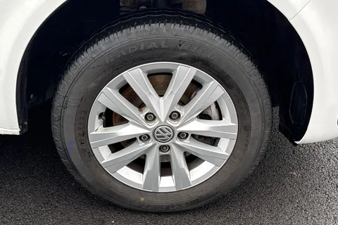 MA24FVL Volkswagen Transporter 2.0TDI 150ps T28 Highline BMT SWB * Alloy Wheels - Heated Screen * Thumbnail #22