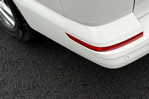 MA24FVL Volkswagen Transporter 2.0TDI 150ps T28 Highline BMT SWB * Alloy Wheels - Heated Screen * Thumbnail #27