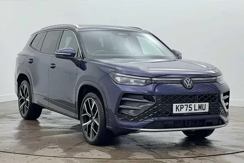 KP75LMU Volkswagen Tayron 2.0 TSI R-Line 4Motion 5dr DSG7 [7 Seat] ⭐Infotainment plus package⭐ Thumbnail #1