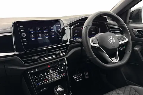 KY75RVM Volkswagen T-Roc 1.5 TSI Black Edition Plus 5dr DSG Thumbnail #2