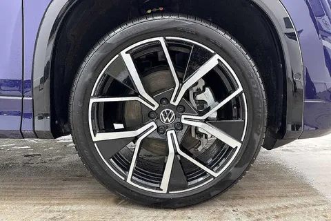 KP75LMU Volkswagen Tayron 2.0 TSI R-Line 4Motion 5dr DSG7 [7 Seat] ⭐Infotainment plus package⭐ Thumbnail #6