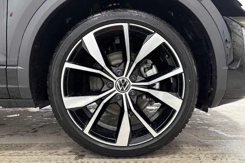 KM75BGU Volkswagen T-Roc 1.5 TSI R-Line 5dr DSG ⭐19' 'Misano' Alloys, Keyless & Eclectic Tailgate⭐ Thumbnail #5