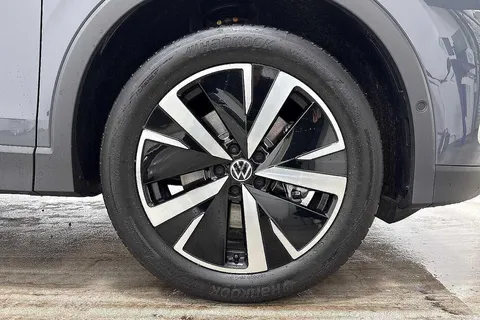 KR25XUT Volkswagen Tiguan 1.5 TSI eHybrid Elegance 5dr DSG Thumbnail #5