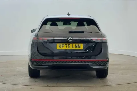 KP75LNN Volkswagen Passat 1.5 eTSI R-Line 5dr DSG Thumbnail #9