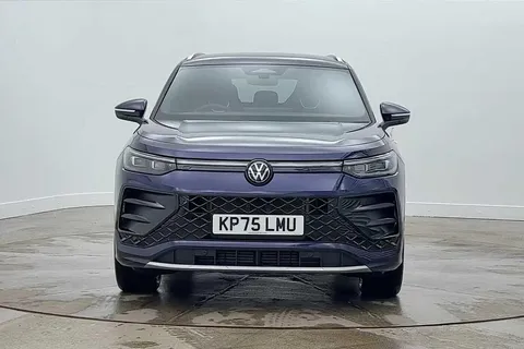 KP75LMU Volkswagen Tayron 2.0 TSI R-Line 4Motion 5dr DSG7 [7 Seat] ⭐Infotainment plus package⭐ Thumbnail #8