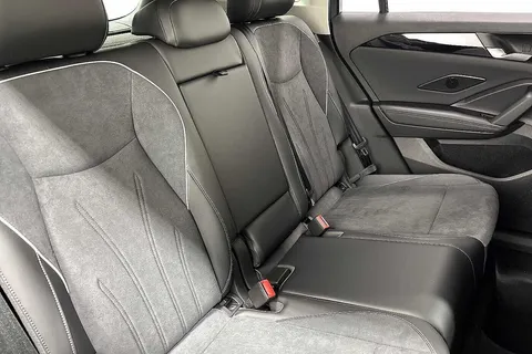 KR25XUT Volkswagen Tiguan 1.5 TSI eHybrid Elegance 5dr DSG Thumbnail #9