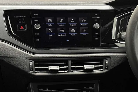 KS25NBY Volkswagen Polo 1.0 TSI 115 R-Line 5dr DSG ⭐17' York alloy wheels, Heated front seats⭐ Thumbnail #12