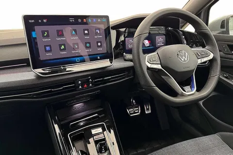 KM75BSX Volkswagen Golf 1.5 TSI 272 GTE eHybrid 5dr DSG **VAT QUALIFYING** Thumbnail #2