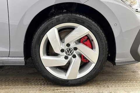 KM75BPV Volkswagen Golf 1.5 TSI 272 GTE eHybrid 5dr DSG **VAT QUALIFYING** Thumbnail #5