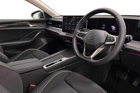 DF25UDM Volkswagen Passat 1.5 TSI eHybrid Life 5dr DSG **TOWBAR** Thumbnail #6