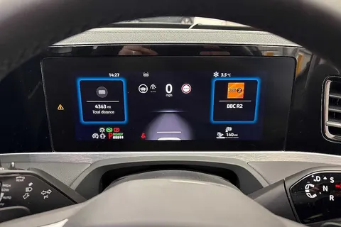 DF25FTJ Volkswagen Passat 1.5 TSI eHybrid Life 5dr DSG, **PAN ROOF, DRIVER ASSISTANCE PACK** Thumbnail #11