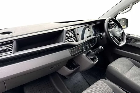 PK74OAC Volkswagen Transporter T28 Panel van Highline SWB 110 PS 2.0 TDI 5sp Manual Thumbnail #3