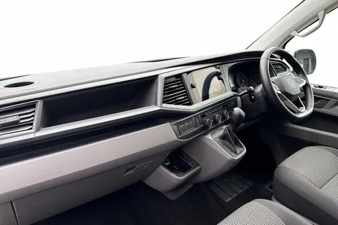 PK74OBM Volkswagen Transporter T30 Panel van Highline SWB 204 PS 2.0 TDI 7sp DSG Thumbnail #3