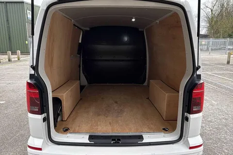 PK74OBM Volkswagen Transporter T30 Panel van Highline SWB 204 PS 2.0 TDI 7sp DSG Thumbnail #11
