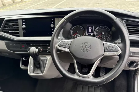 PK74OBM Volkswagen Transporter T30 Panel van Highline SWB 204 PS 2.0 TDI 7sp DSG Thumbnail #14