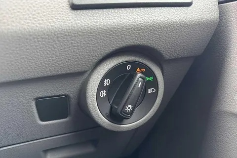 PK74OBM Volkswagen Transporter T30 Panel van Highline SWB 204 PS 2.0 TDI 7sp DSG Thumbnail #26